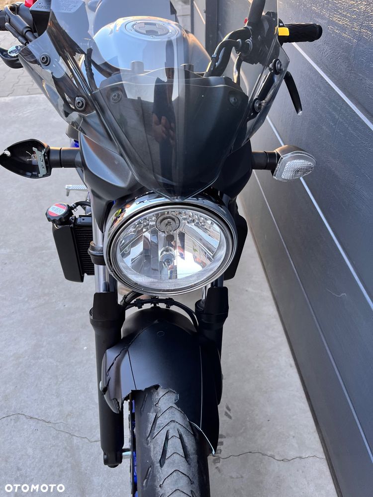 Suzuki SV - 16
