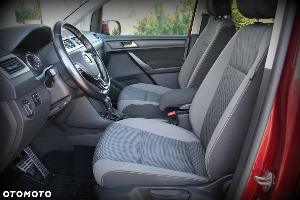 Volkswagen Caddy 1.4 TSI Highline DSG - 14
