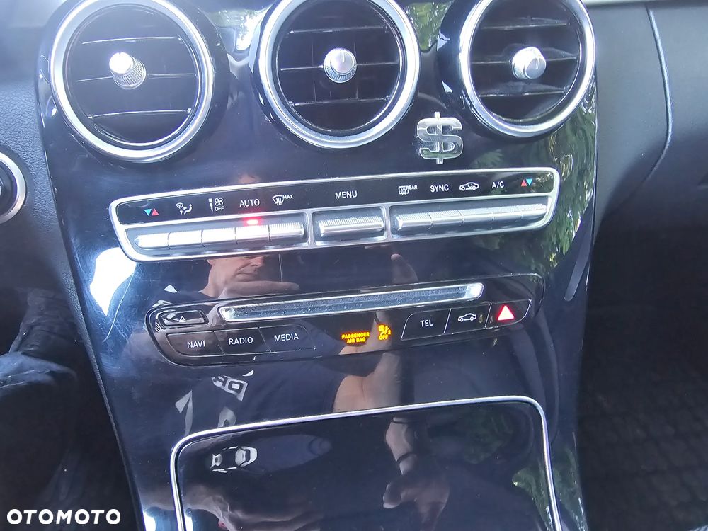 Mercedes-Benz Klasa C 200 d 9G-TRONIC Avantgarde - 12
