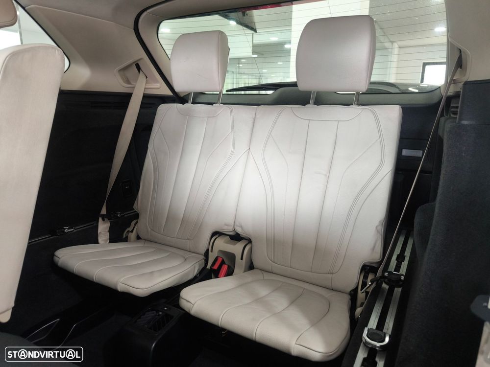 BMW X5 25 d sDrive Comfort 7L - 13