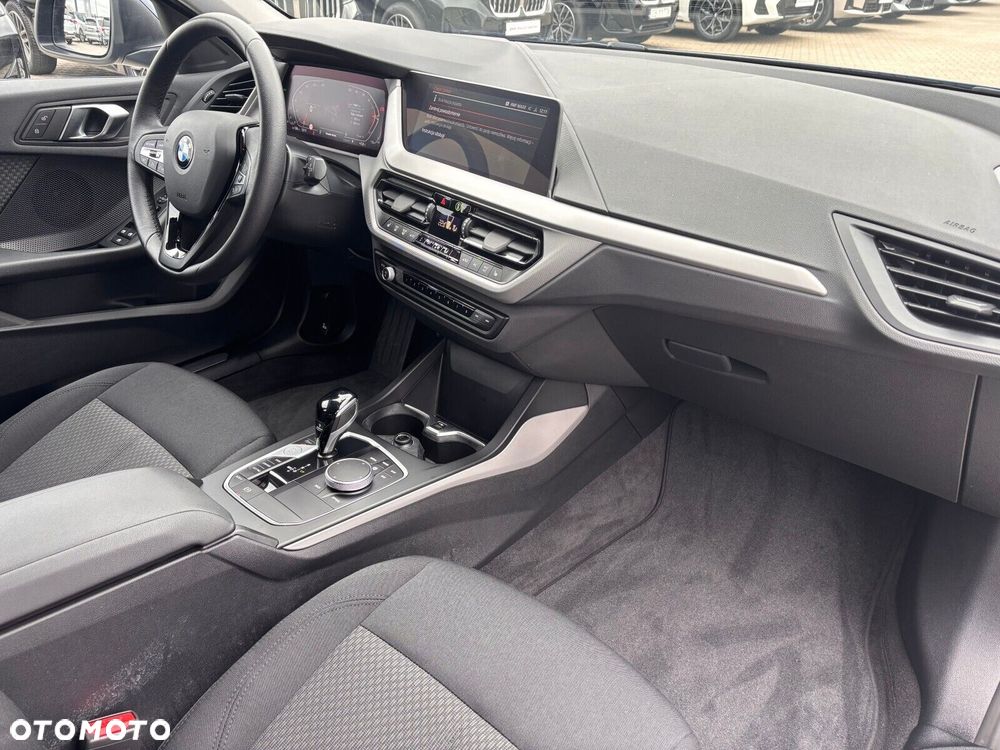BMW Seria 1 118i Advantage - 26