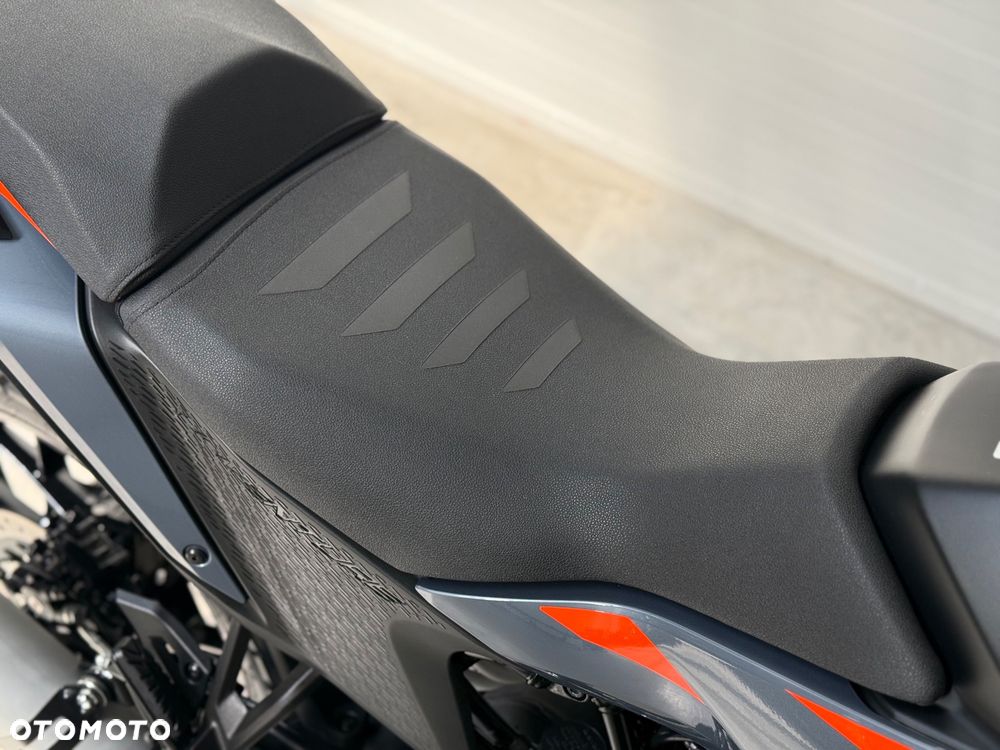KTM Adventure - 16