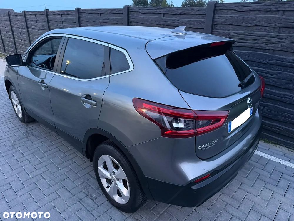 Nissan Qashqai 1.6 DCi Xtronic N-Connecta - 28