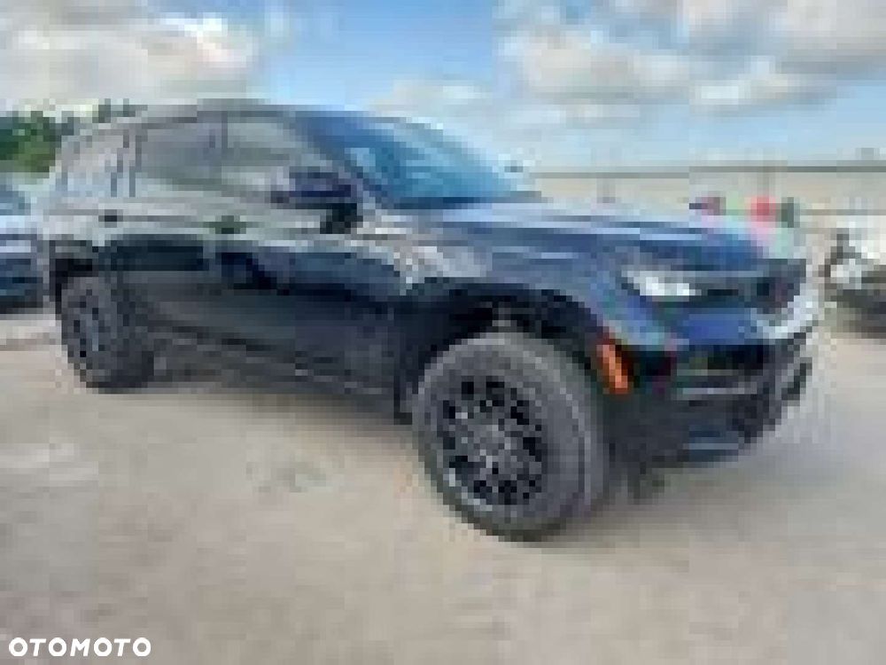 Jeep Grand Cherokee - 3