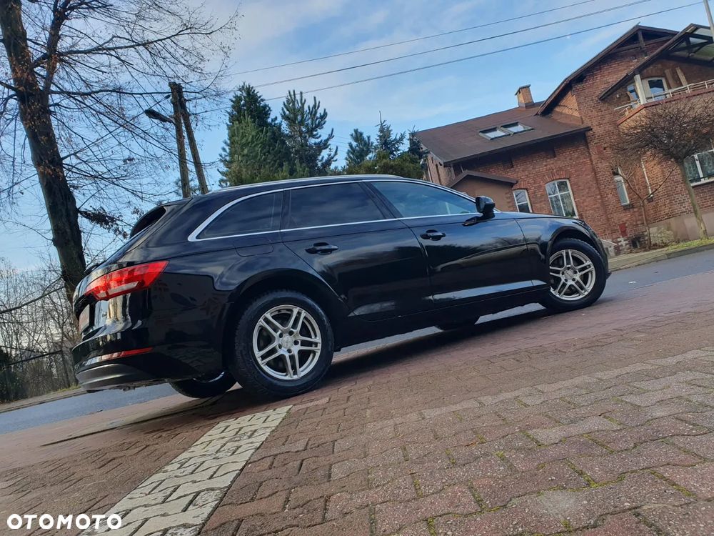 Audi A4 Avant 2.0 TDI ultra S tronic - 36