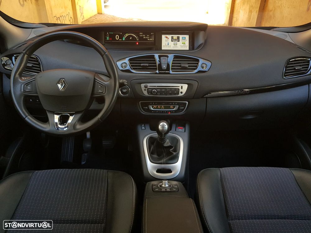 Renault Scénic 1.5 dCi Exclusive SS - 15
