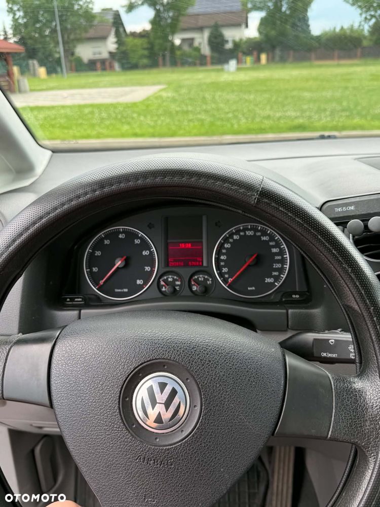 Volkswagen Golf 1.6 FSI Comfortline - 13