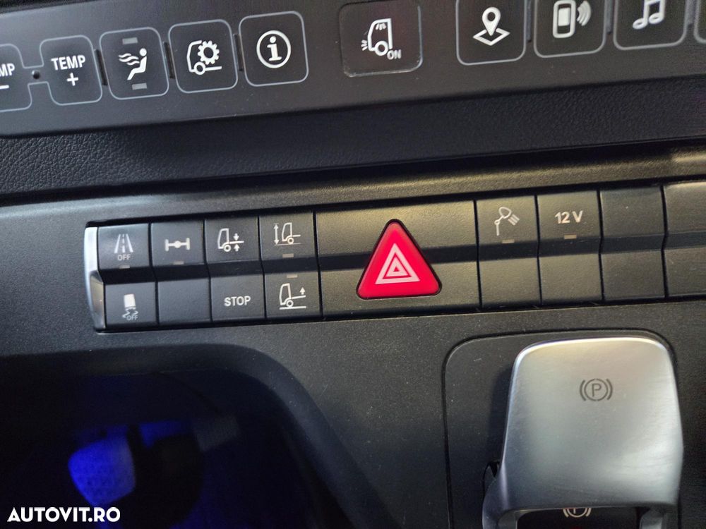 Mercedes-Benz ACTROS 18.510, AUTOMATA+RETARDER 5 trepte, SA CUPLARE REGLABILA la 1,15m si 0,9m, 2 rezervoare cumulat 680l, Spoilere cabina si sasiu, Camere in loc de oglinzi, Navigatie, Frigider, rulat in GERMANIA, posibil leasing 4 ani, PROMOTIE 45.900 EUR+tva - 33