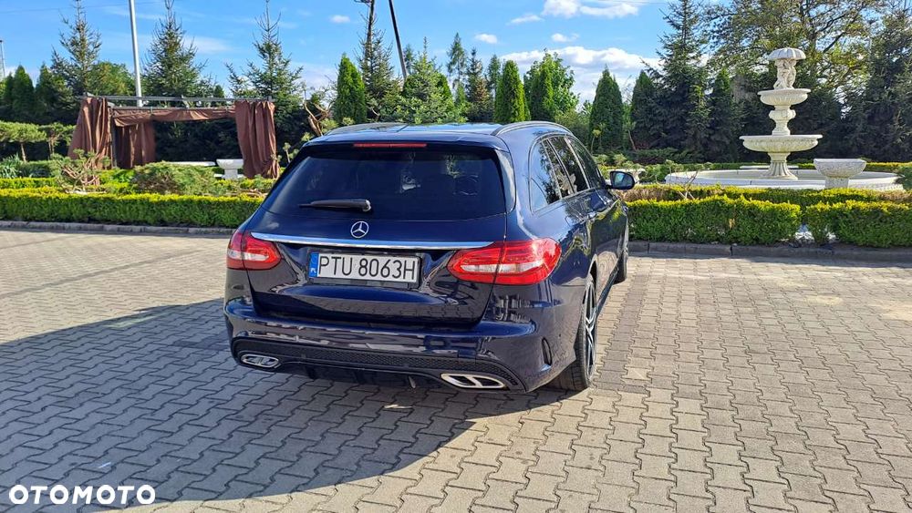 Mercedes-Benz Klasa C 300 d 9G-TRONIC - 4