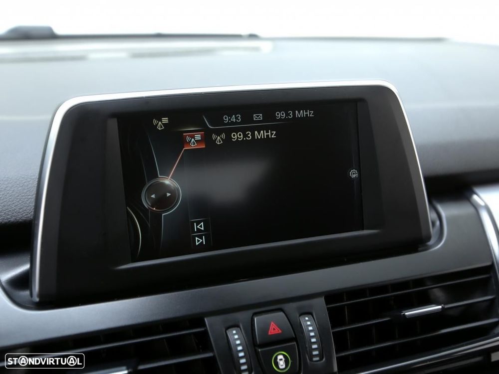 BMW 216 Active Tourer - 18