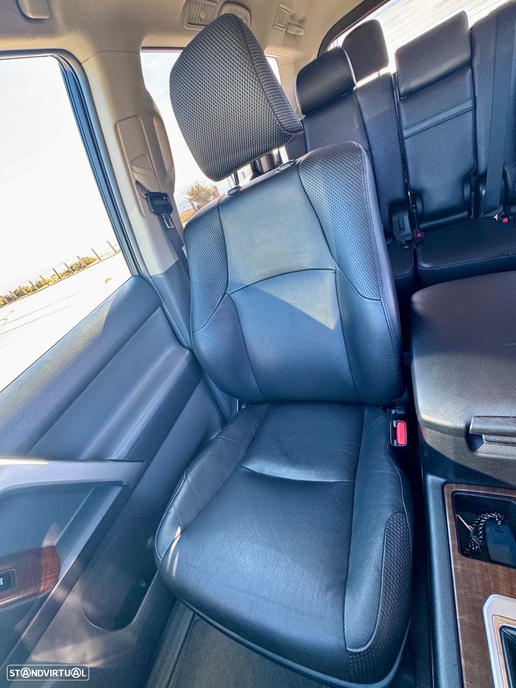 Toyota Land Cruiser - 23