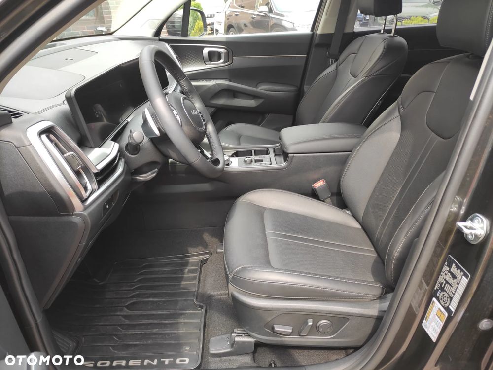Kia Sorento 1.6T-GDI PHEV AWD OPF Platinum - 14