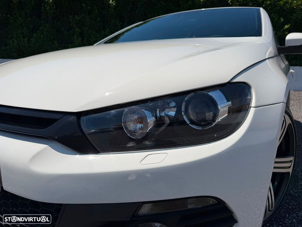 VW Scirocco 2.0 TDI Sport DSG - 21