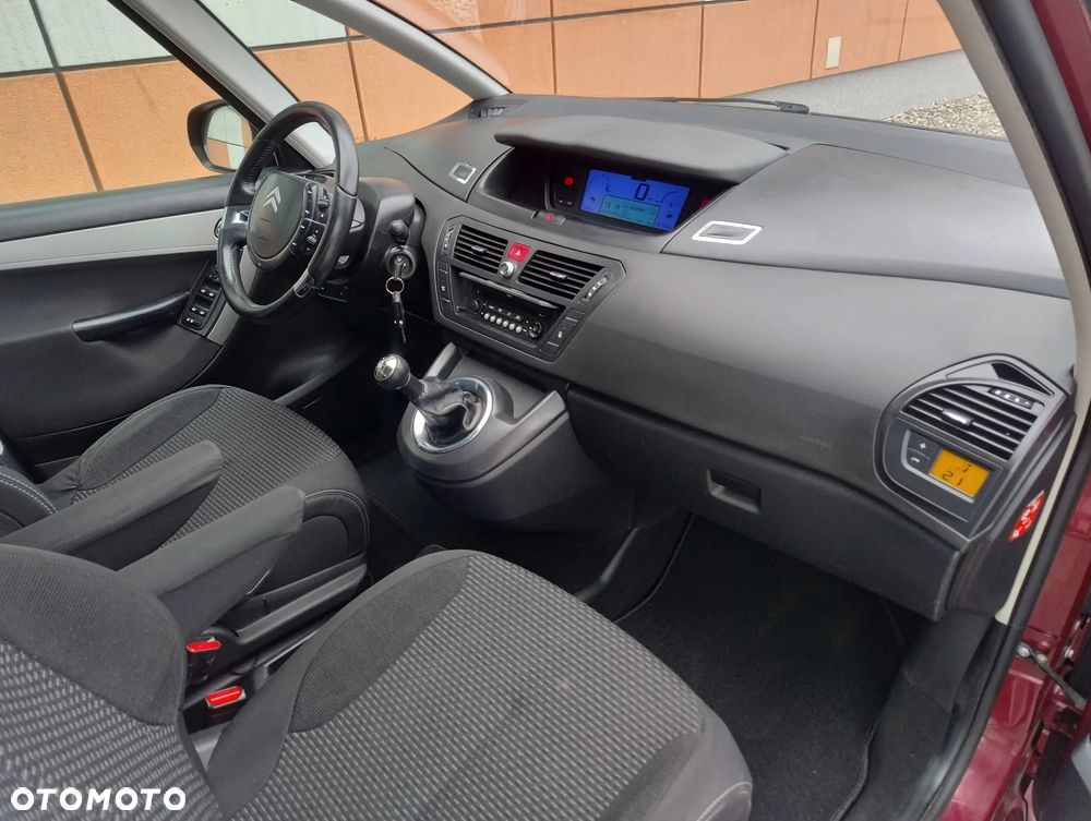 Citroën C4 Grand Picasso 1.8 16V Style - 10