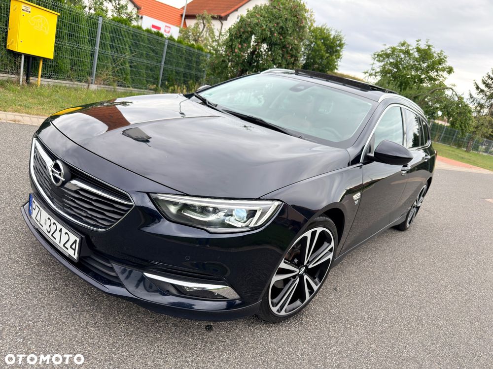 Opel Insignia 2.0 BiTurbo D 4x4 Automatik Exclusive - 2