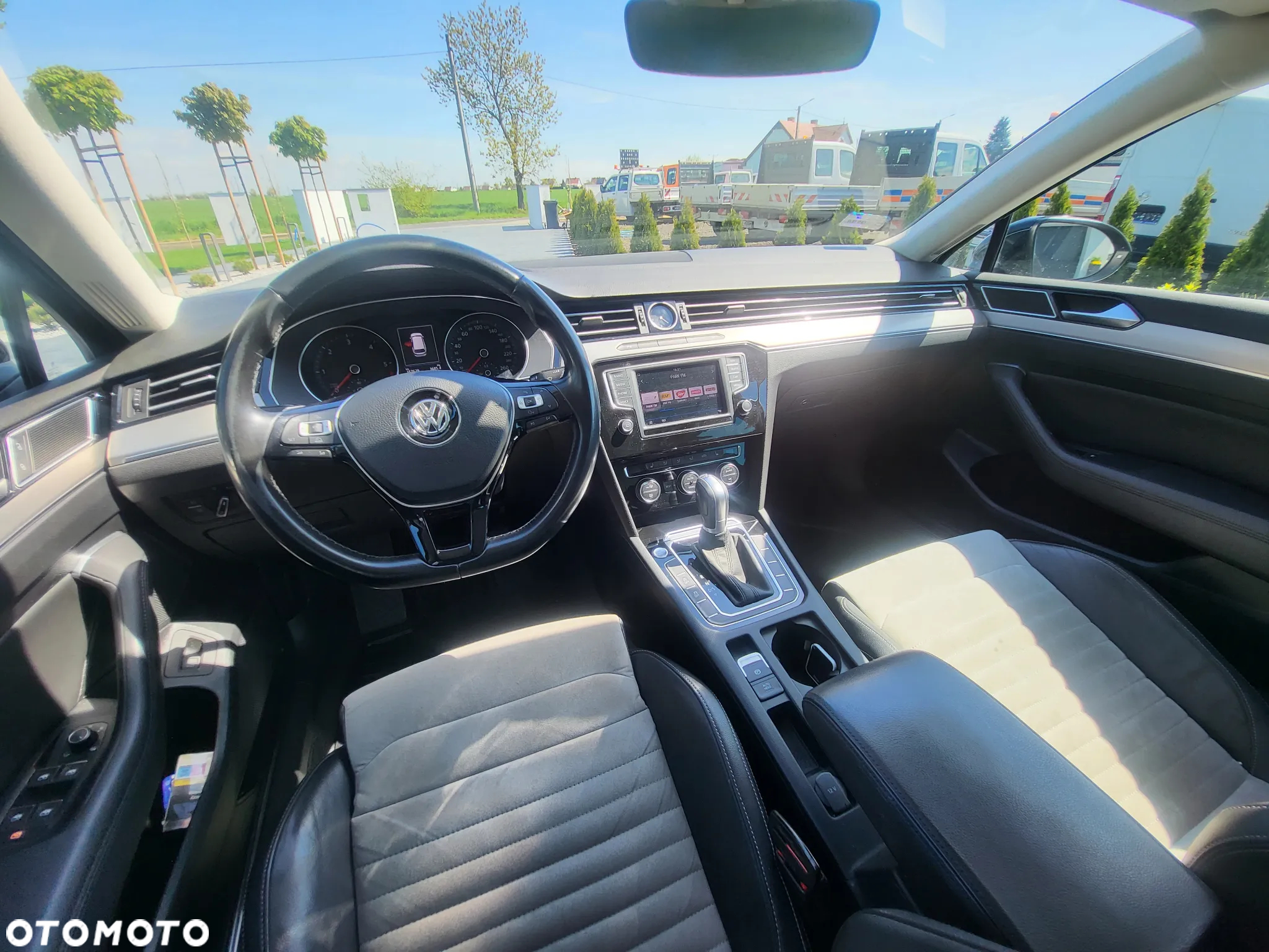 Volkswagen Passat 2.0 TDI BMT Highline DSG - 12