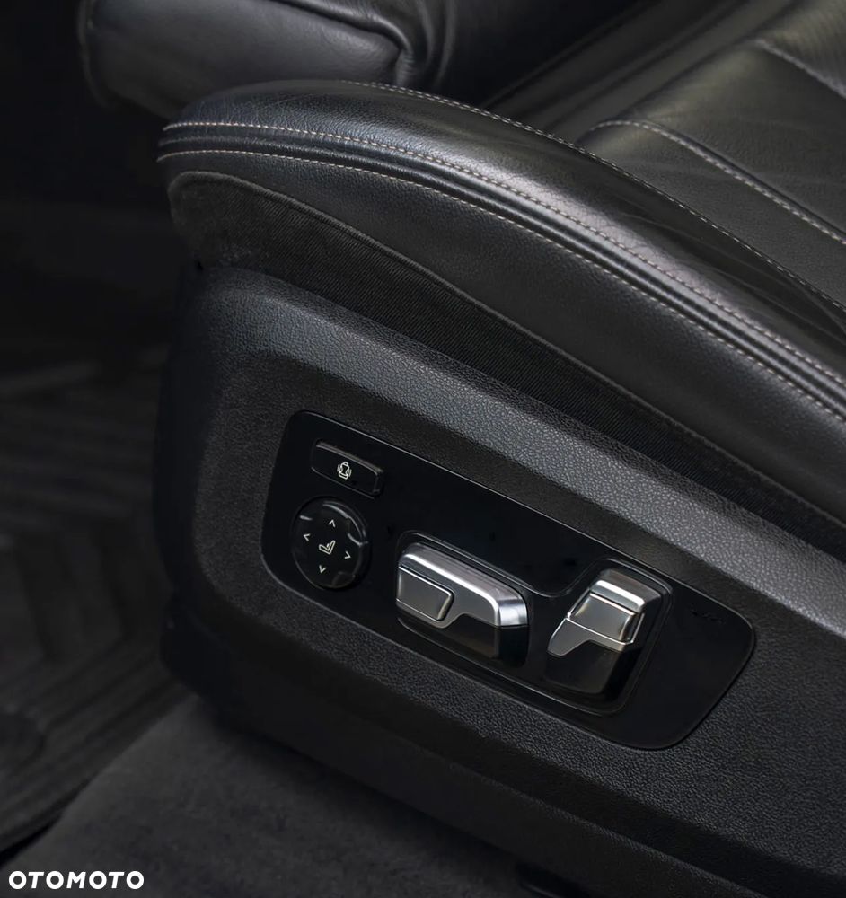 BMW X5 xDrive40i sport - 28