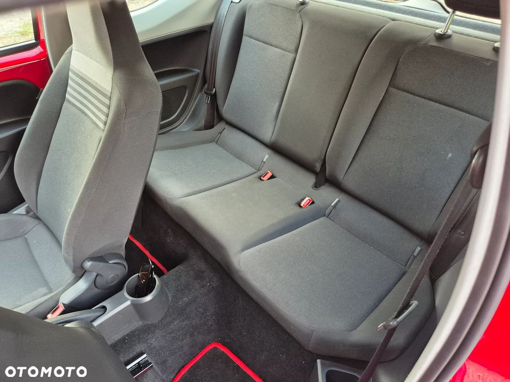 Volkswagen up! - 16