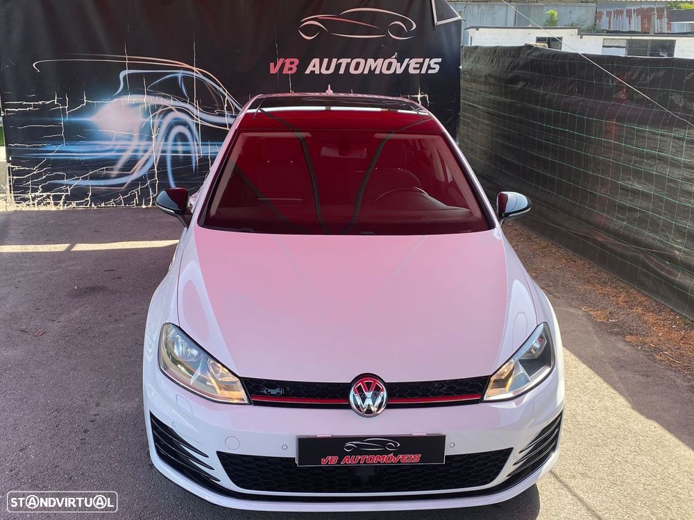 VW Golf - 5
