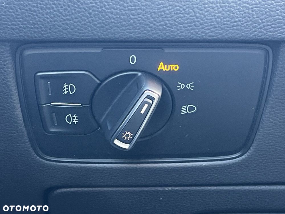 Volkswagen Passat Variant - 10