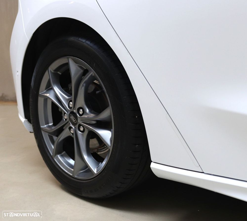 Ford Focus 1.0 EcoBoost ST-Line - 39