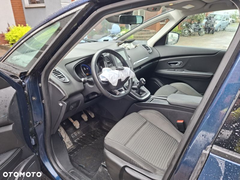 Renault Grand Scenic BLUE dCi 120 BUSINESS EDITION - 24