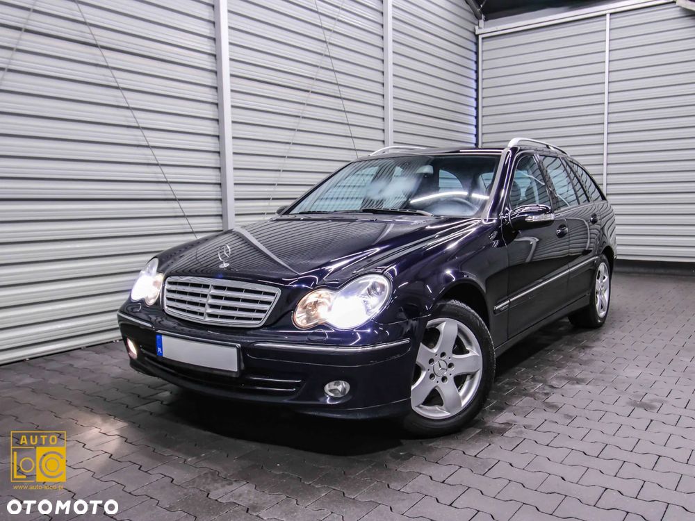 Mercedes-Benz Klasa C 200 T Kompressor Automatik Avantgarde Sport Edition - 2
