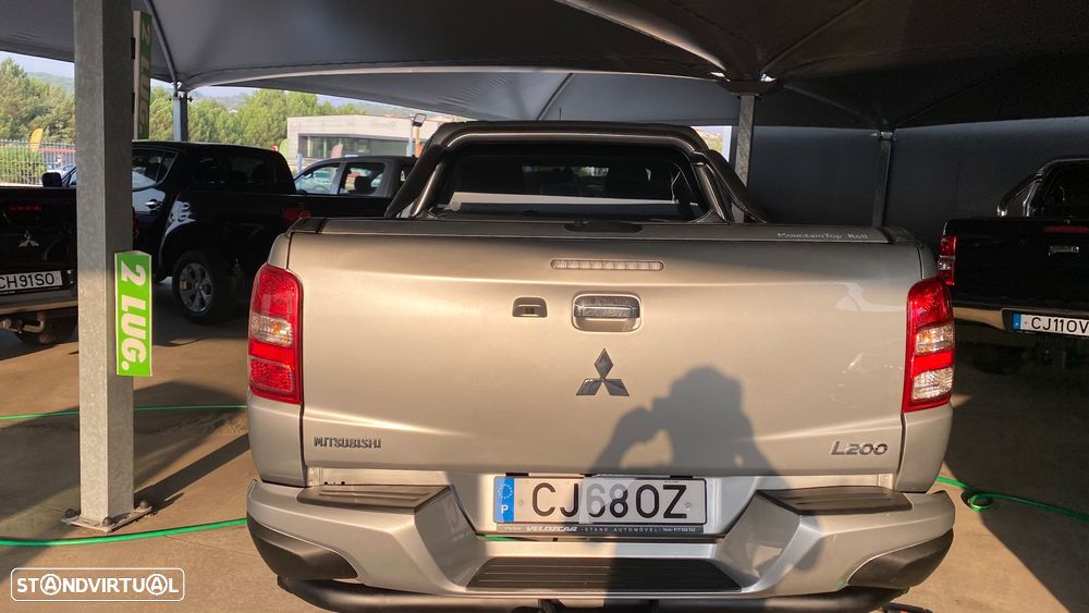 Mitsubishi L200 Pick Up 4x4 S&S Club Cab Diamant Edition - 9