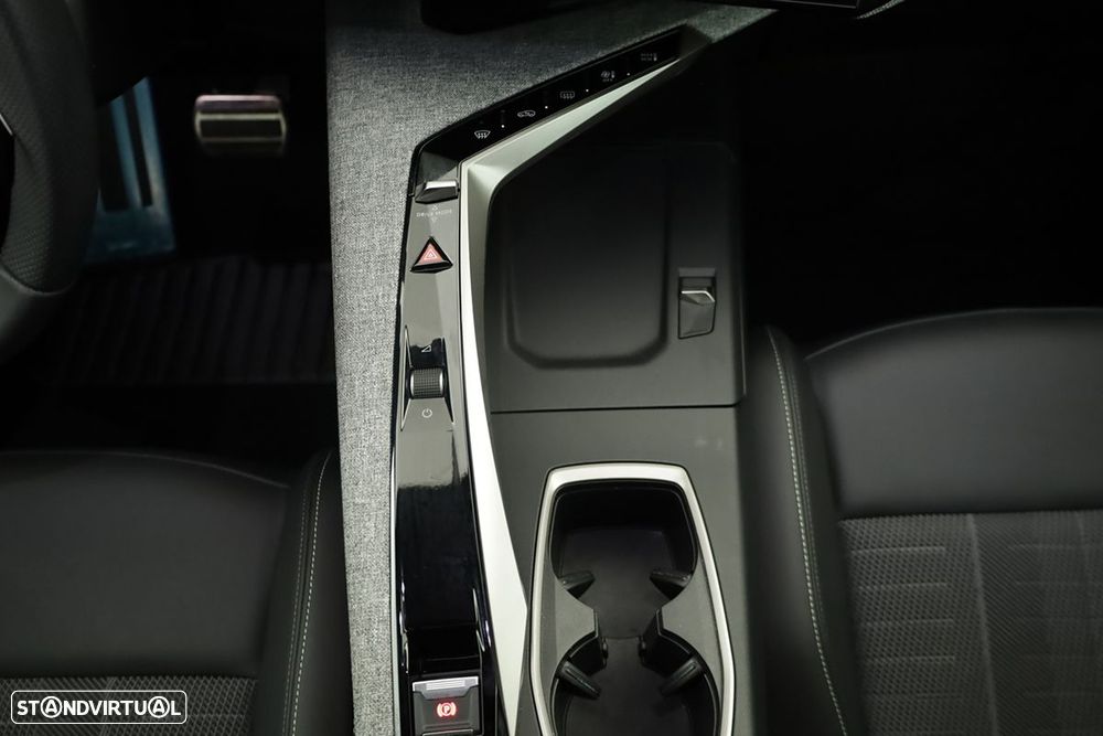 Peugeot 3008 1.2 Hybrid GT e-DCS6 - 13