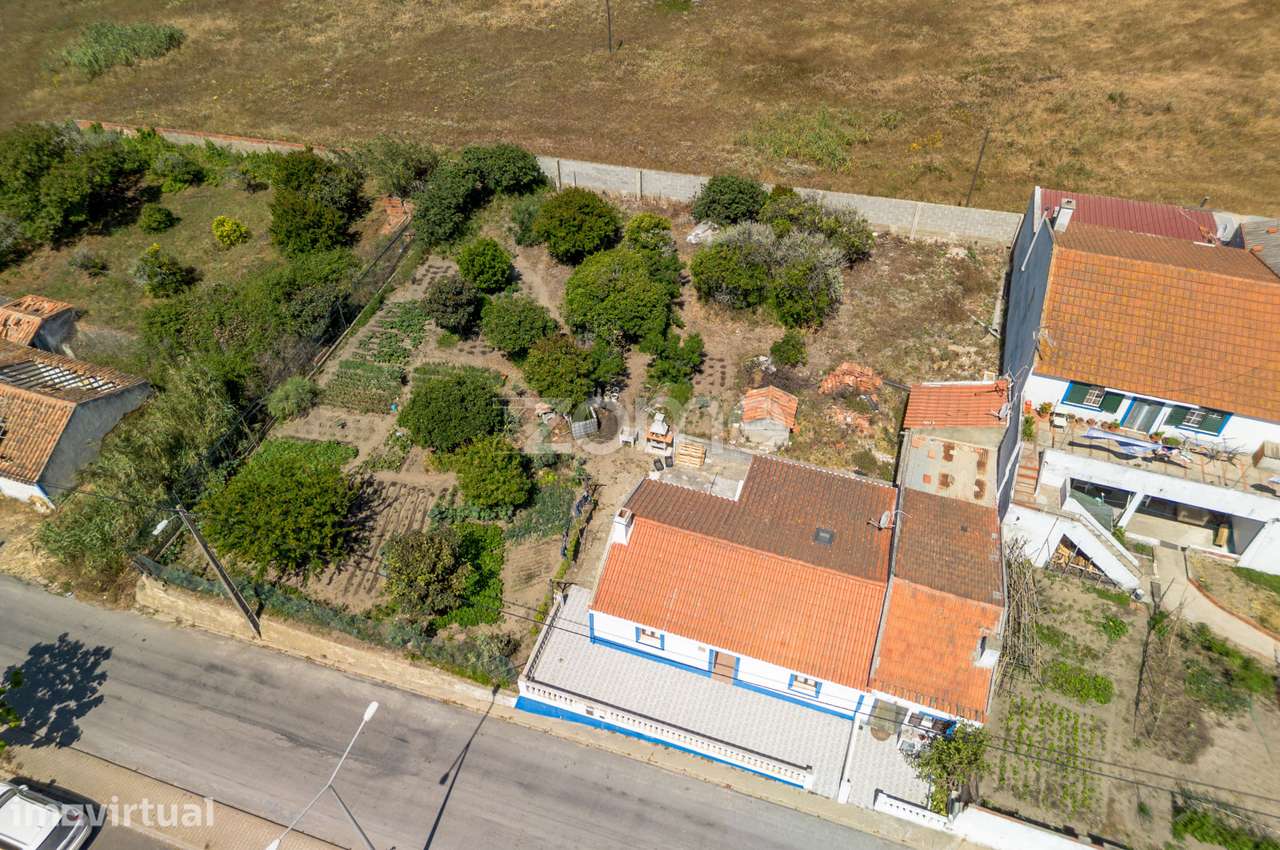 Lote de Terreno com 900m² em Longueira/Almograve - Grande imagem: 2/36