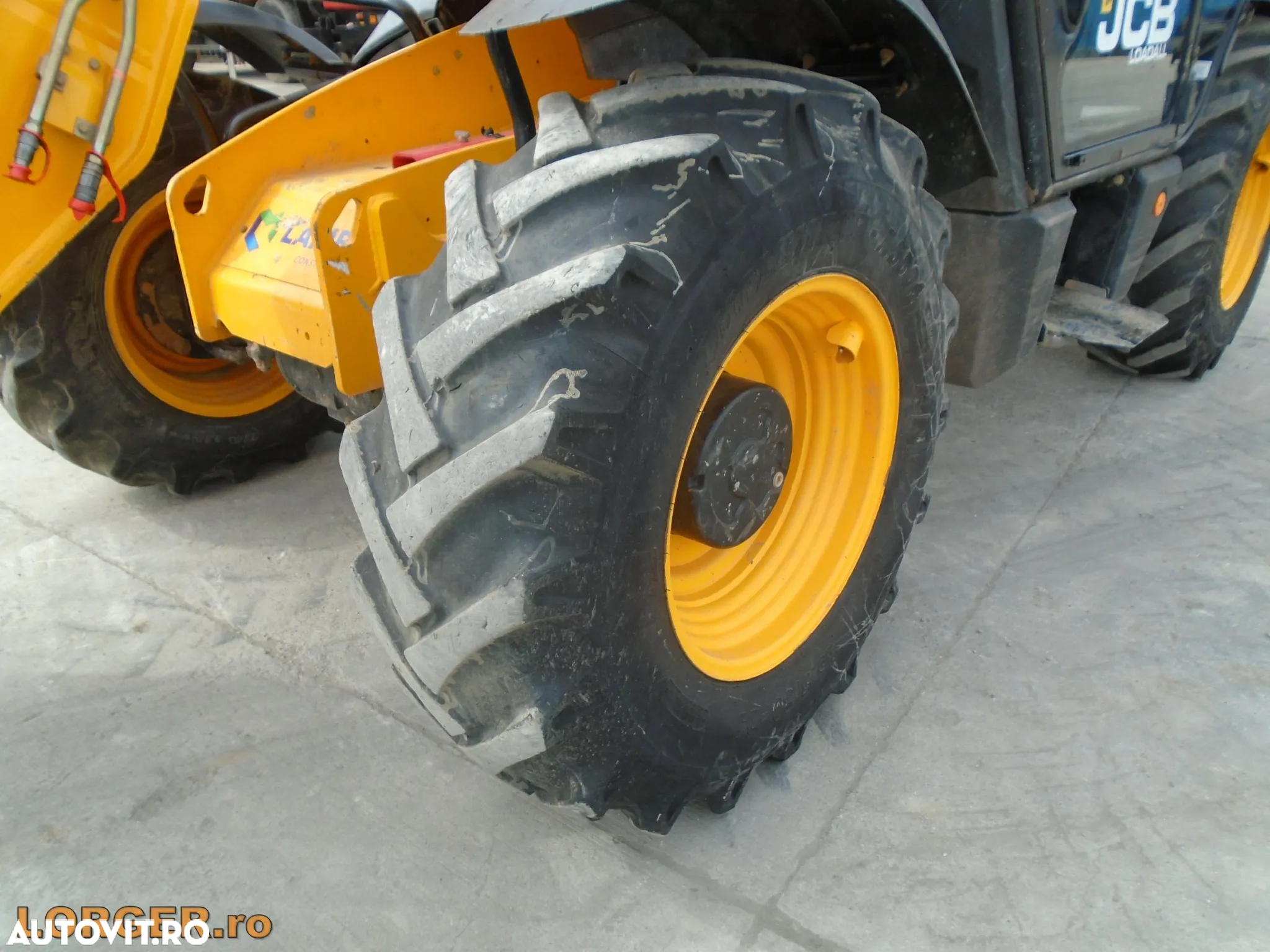 JCB 531 -70 - 9