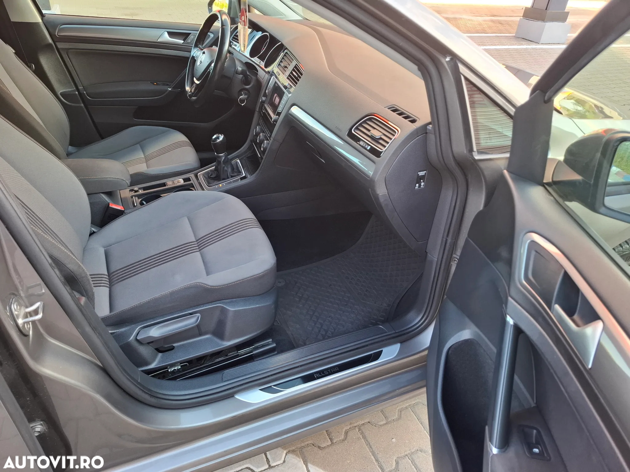 Volkswagen Golf Variant 1.6 TDI (BlueMotion Technology) Trendline - 7