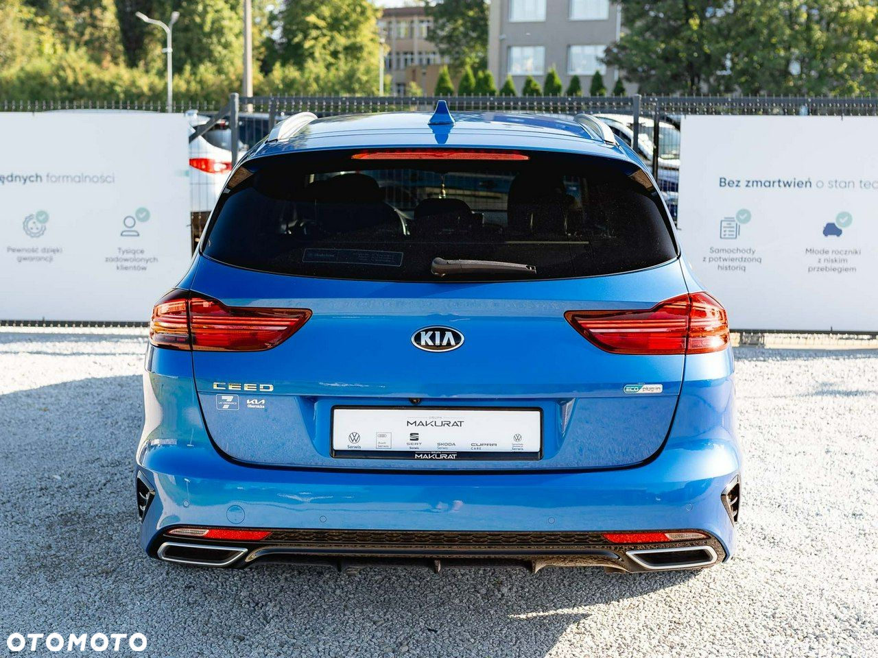 Kia Ceed - 11