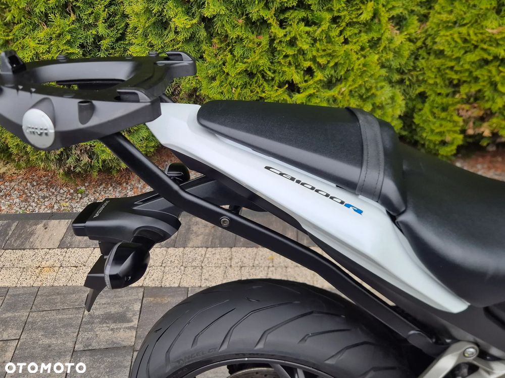 Honda CB - 12