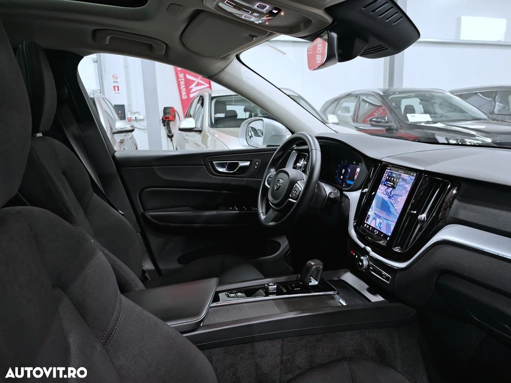 Volvo XC 60 T6 AWD Recharge Geartronic Inscription - 6