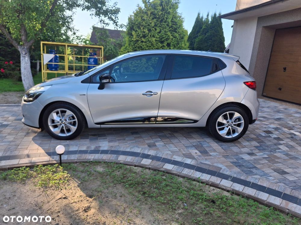 Renault Clio 1.2 16V 75 Limited - 2