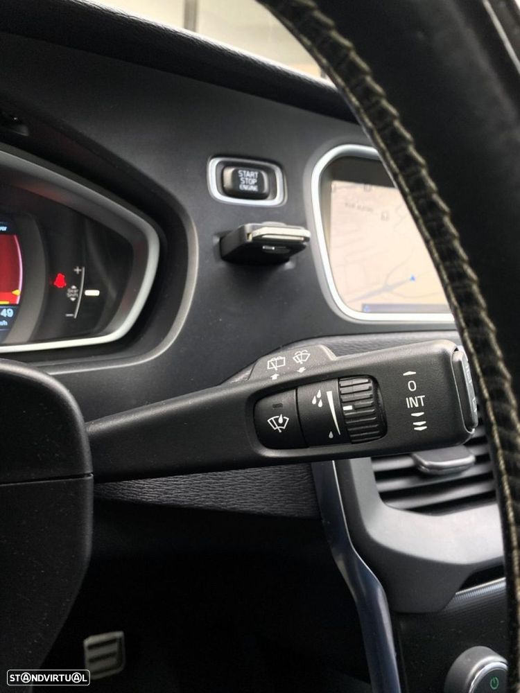 Volvo V40 1.6 D2 R-Design - 12