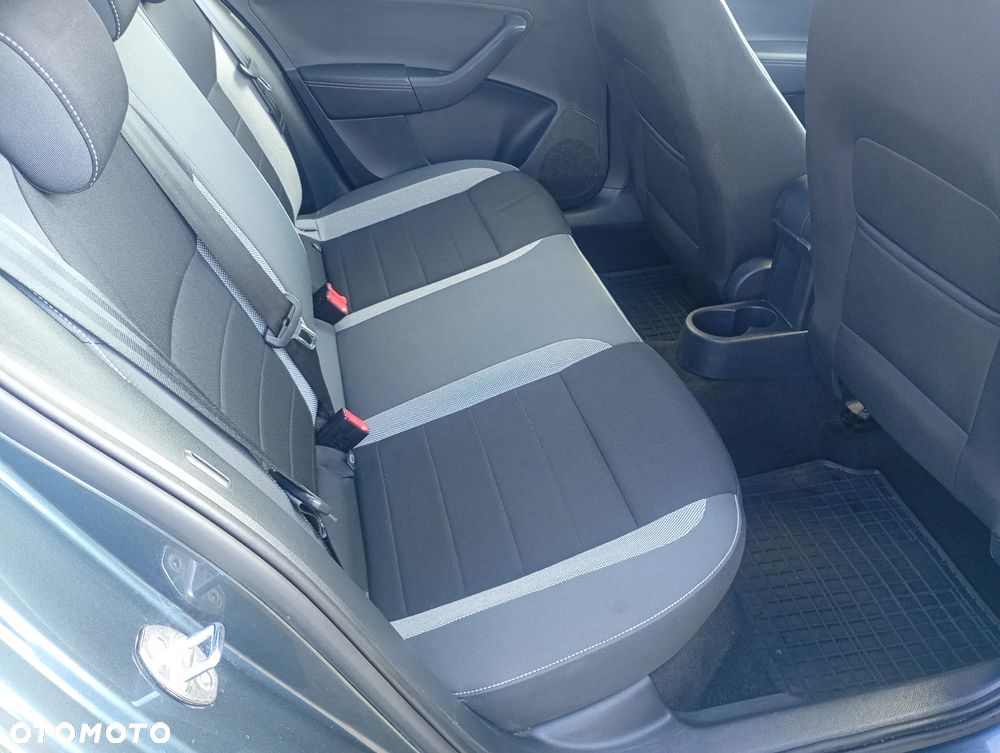 Skoda RAPID 1.2 TSI Ambition - 19