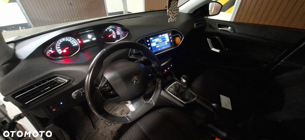 Peugeot 308 HDi FAP 92 Active - 6