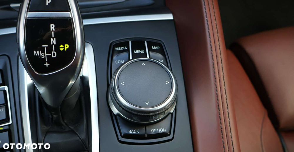 BMW X6 - 35