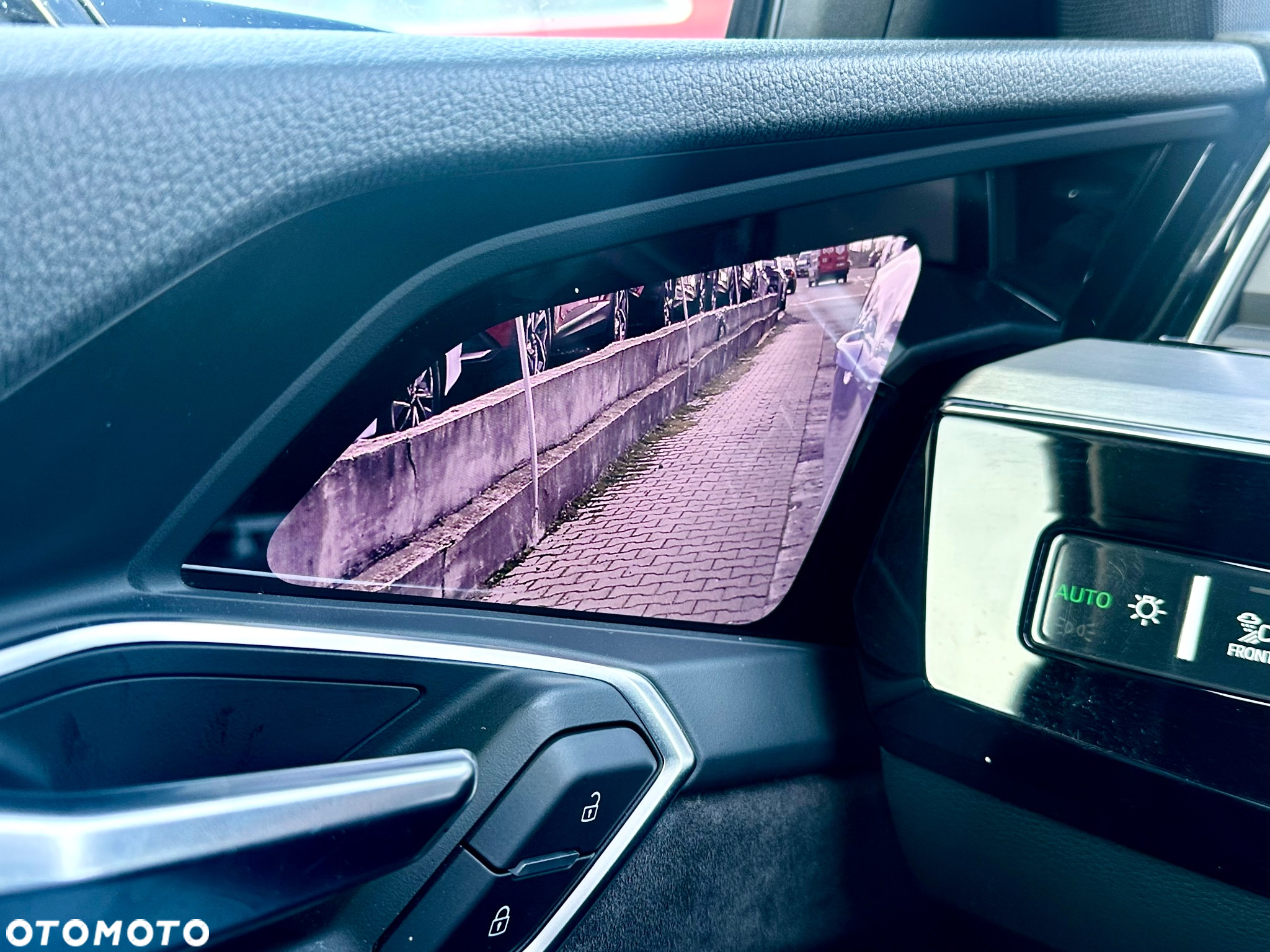 Audi e-tron 55 Quattro S Line - 16
