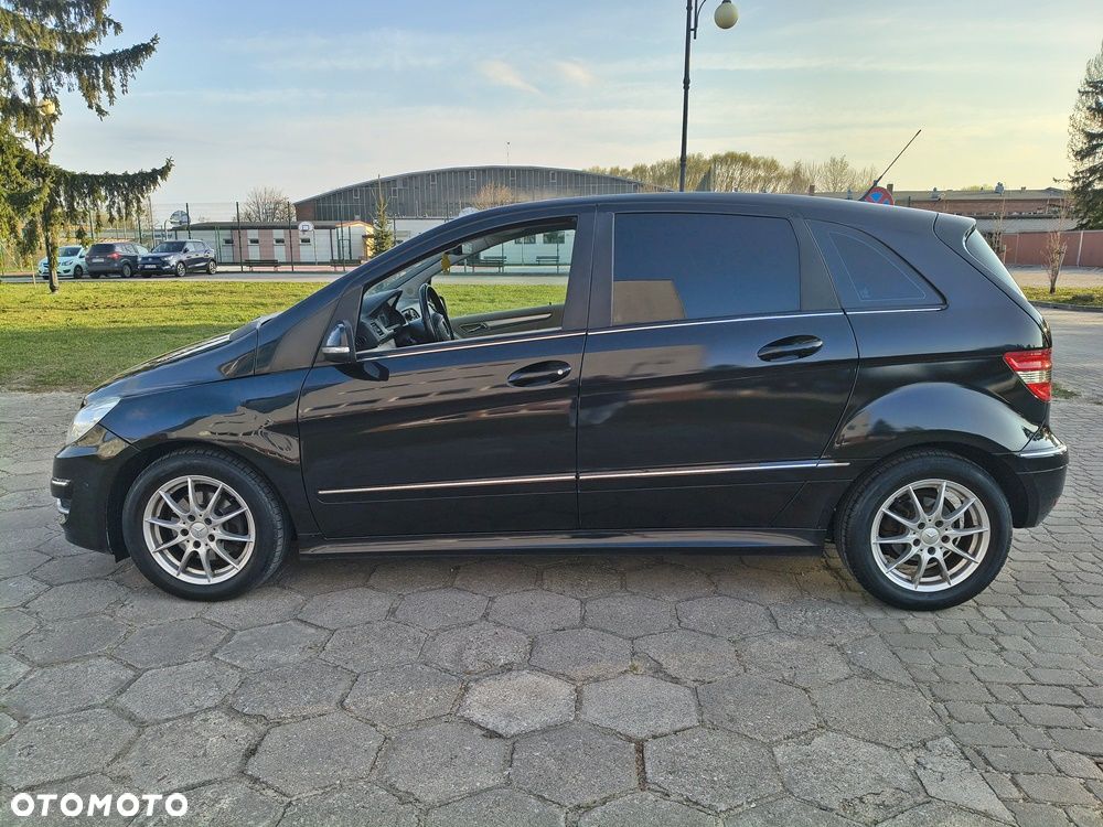 Mercedes-Benz Klasa B 180 CDI Special Edition - 4
