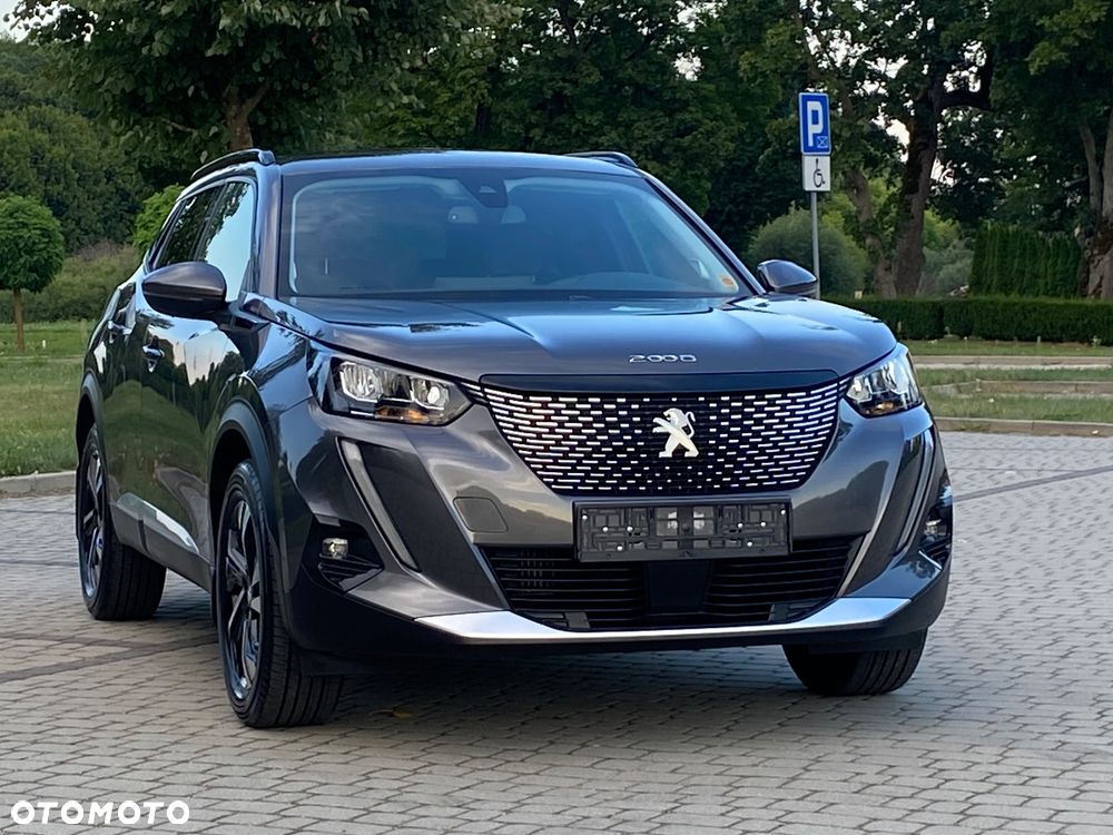 Peugeot 2008 1.5 BlueHDi Allure S&S EAT8 - 1