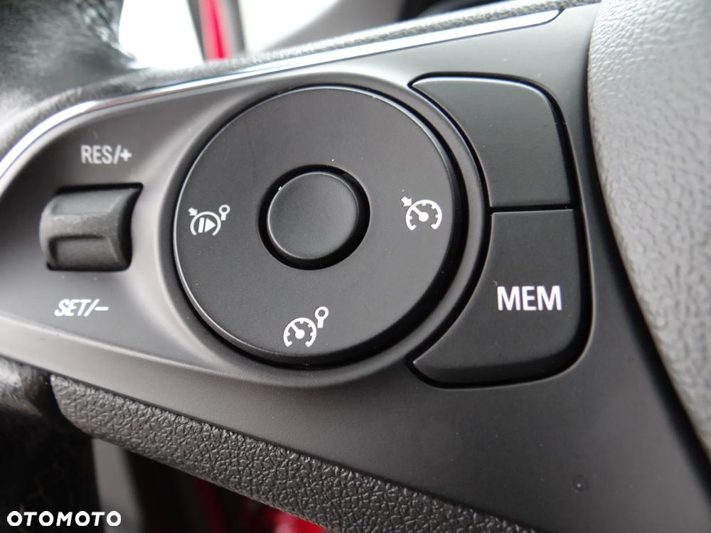 Opel Crossland 1.2 T Elegance - 10