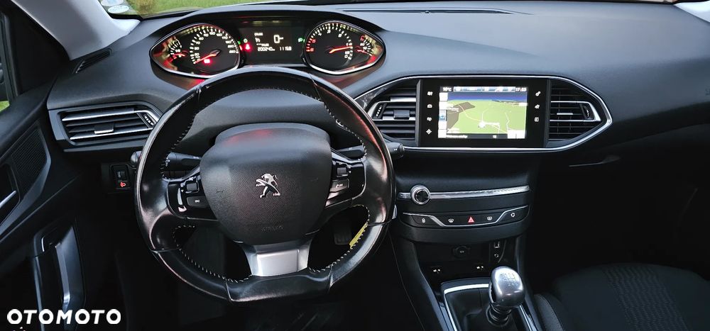 Peugeot 308 SW BlueHDi 120 Stop & Start Allure - 28