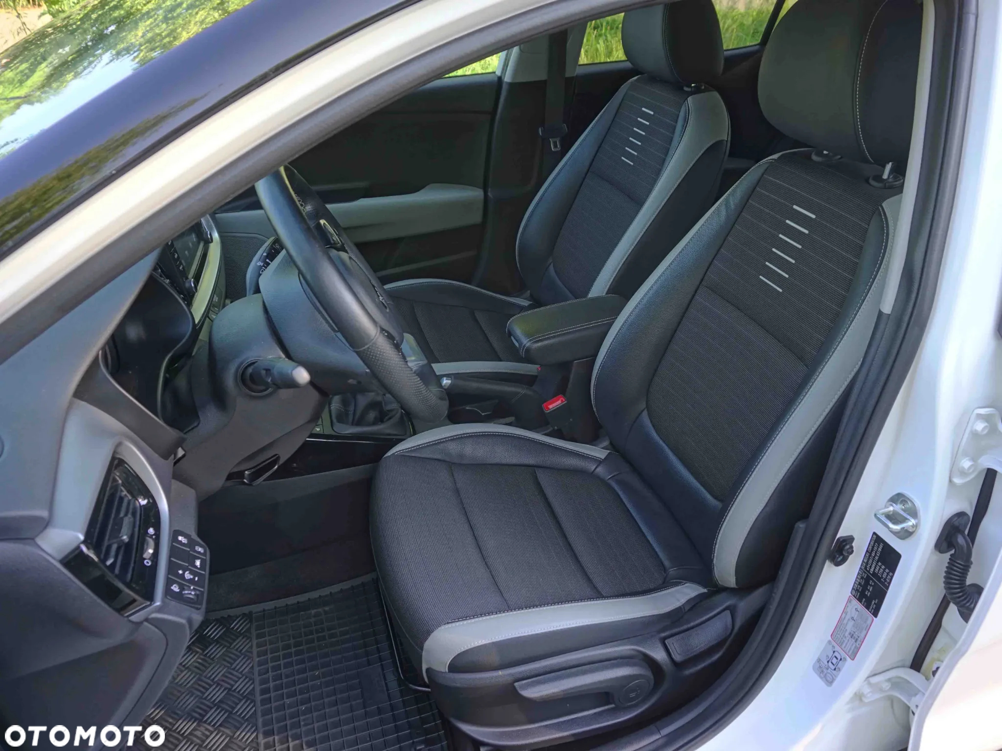 Kia Stonic 1.0 T-GDI L - 9