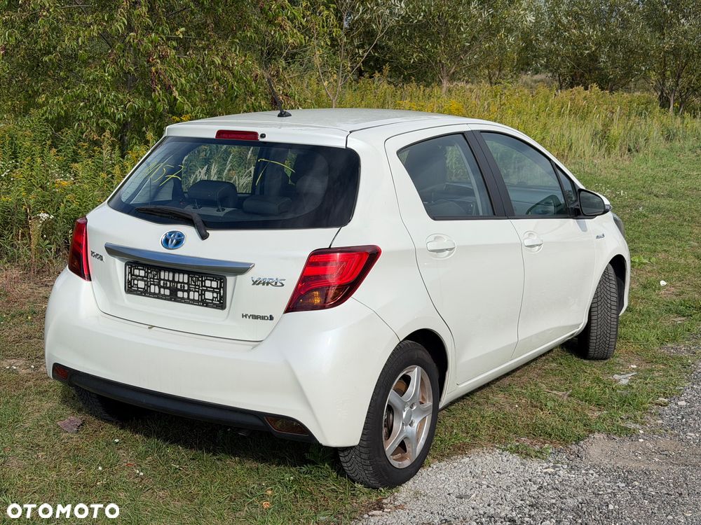 Toyota Yaris - 7