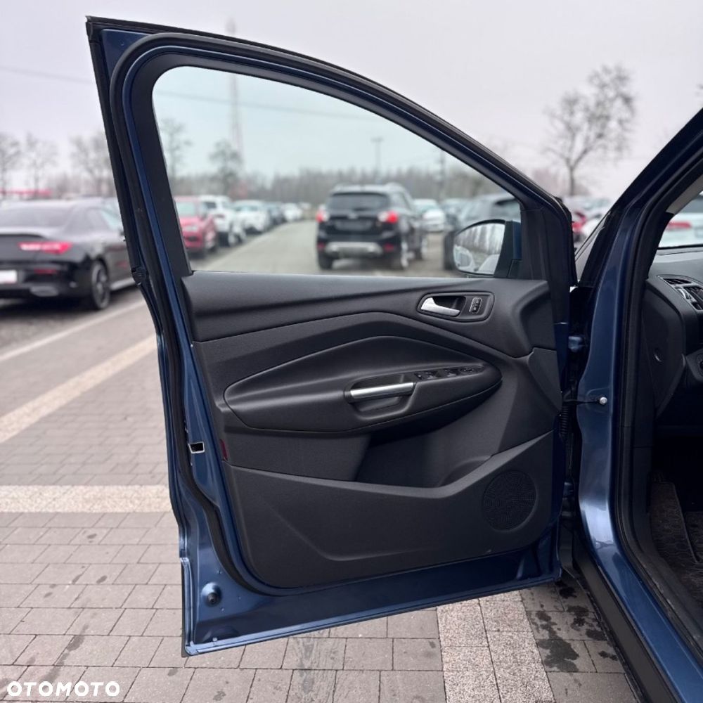 Ford Kuga 1.5 EcoBoost FWD Trend ASS - 19