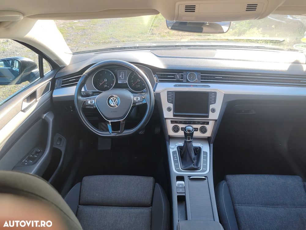 Volkswagen Passat 2.0 TDI (BlueMotion Technology) Comfortline - 6