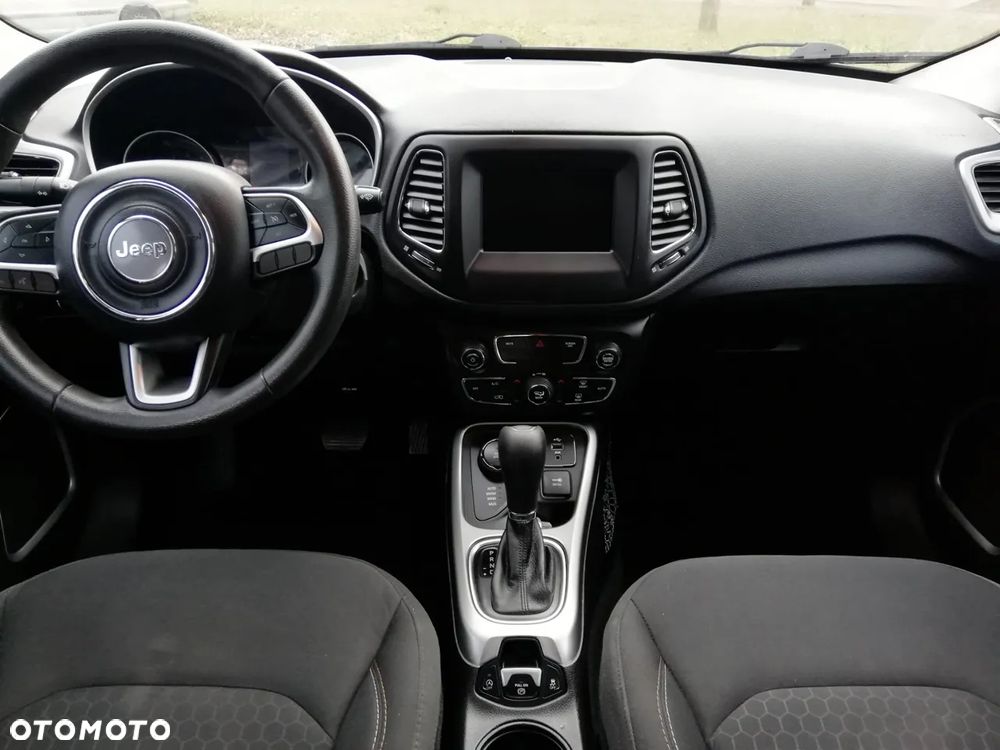 Jeep Compass - 18
